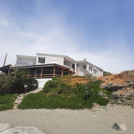 Voula Beach Léntas Dış mekan fotoğraf