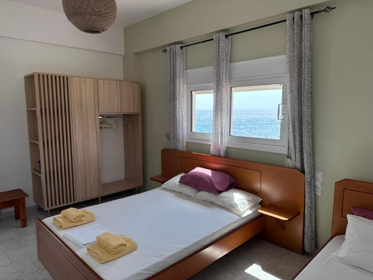 Voula Beach Léntas Dış mekan fotoğraf